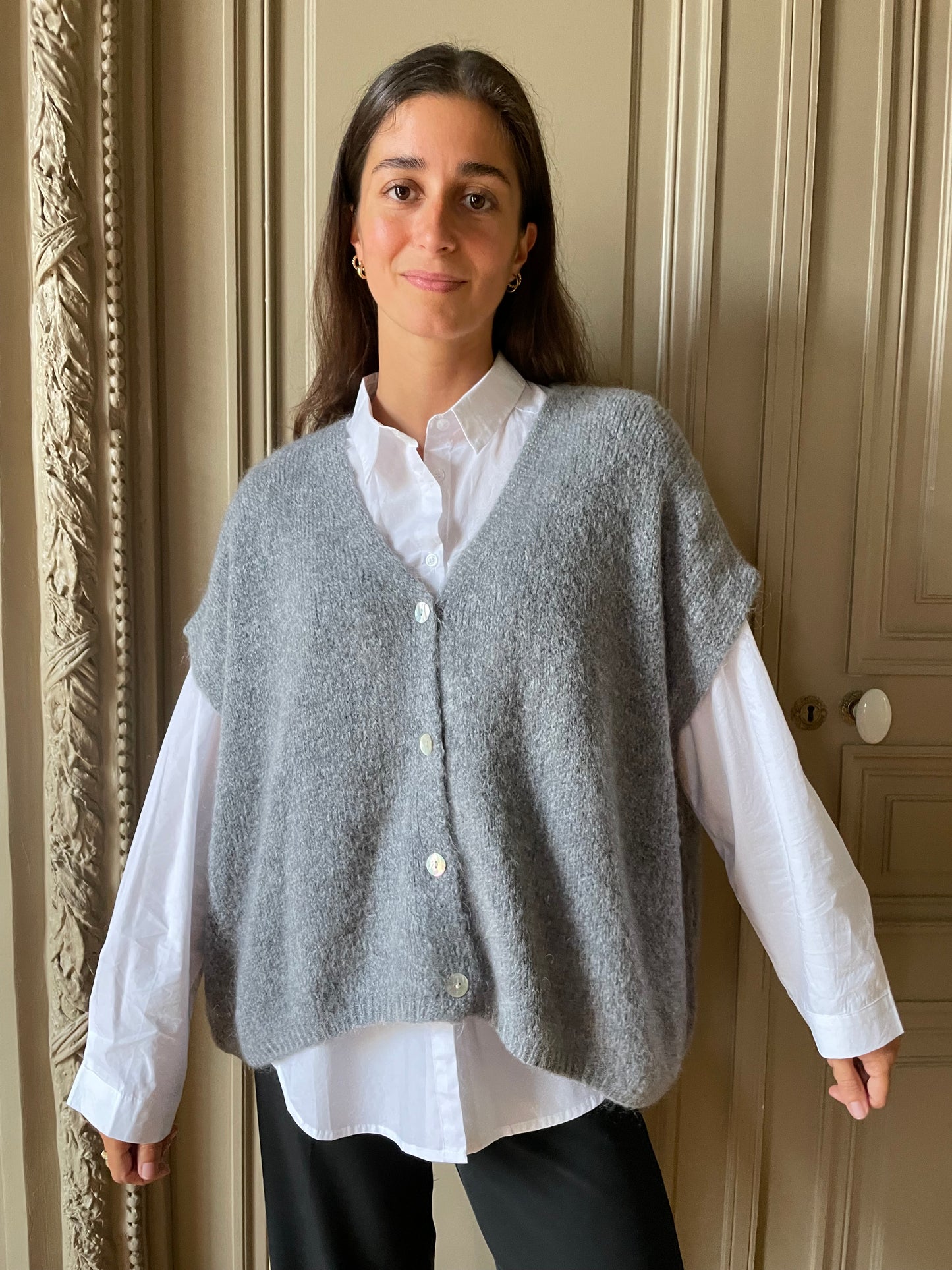 GILET SANS MANCHES GRIS