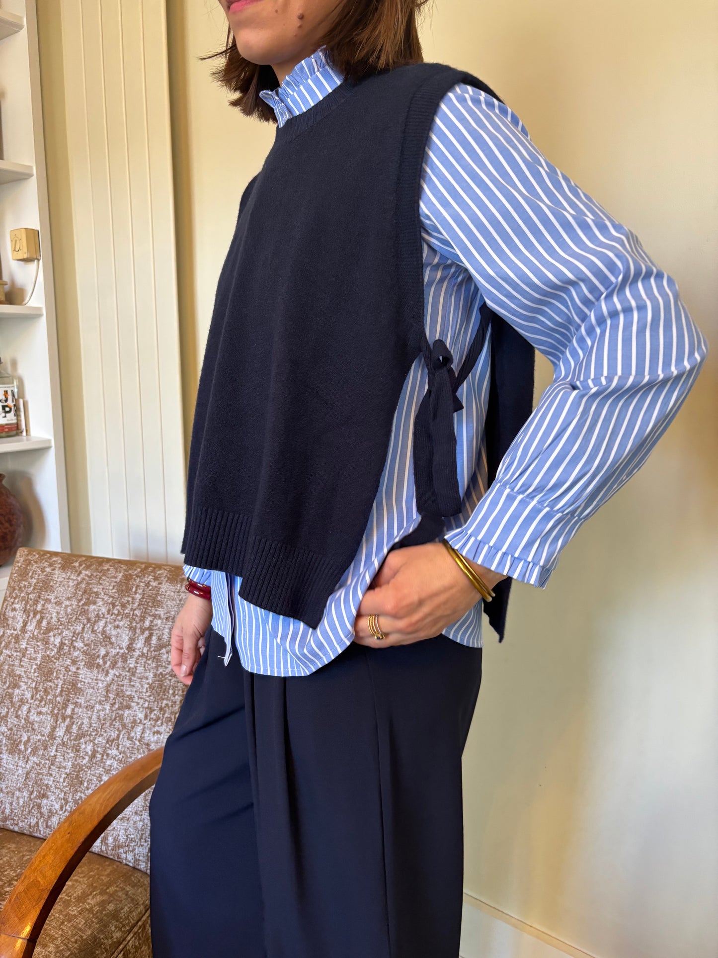 PULL SANS MANCHES PIA