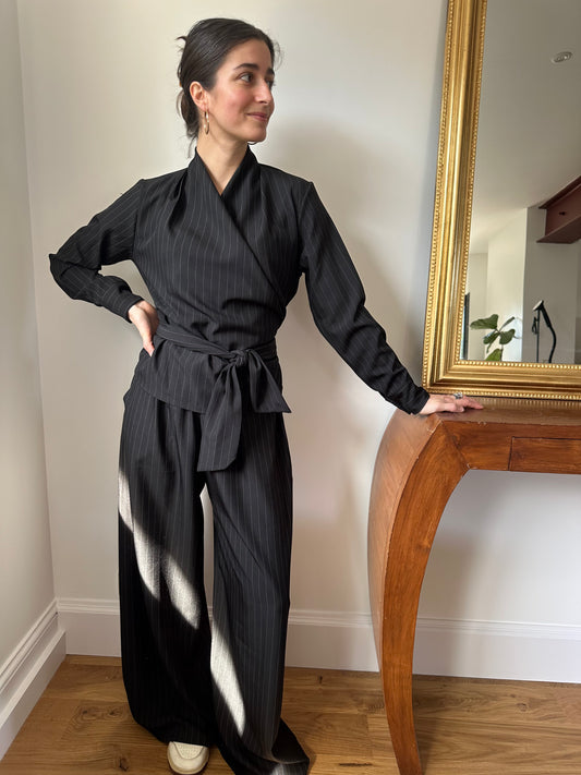 ENSEMBLE HAUT ET BAS ARMELLE NOIR