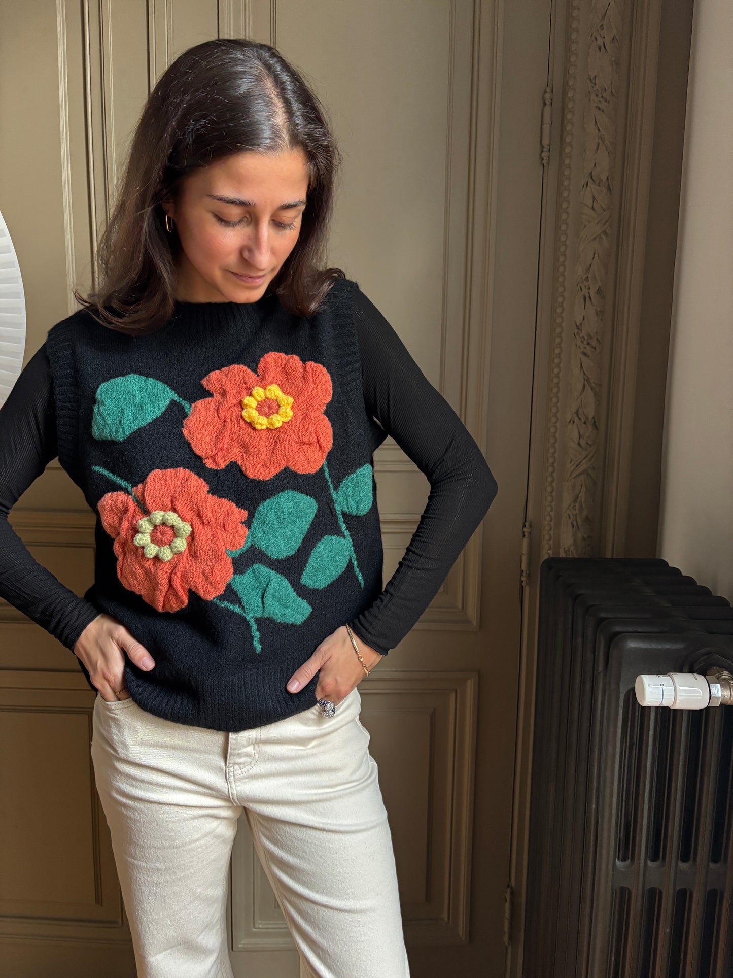 PULL DEBARDEUR FLOWER NOIR