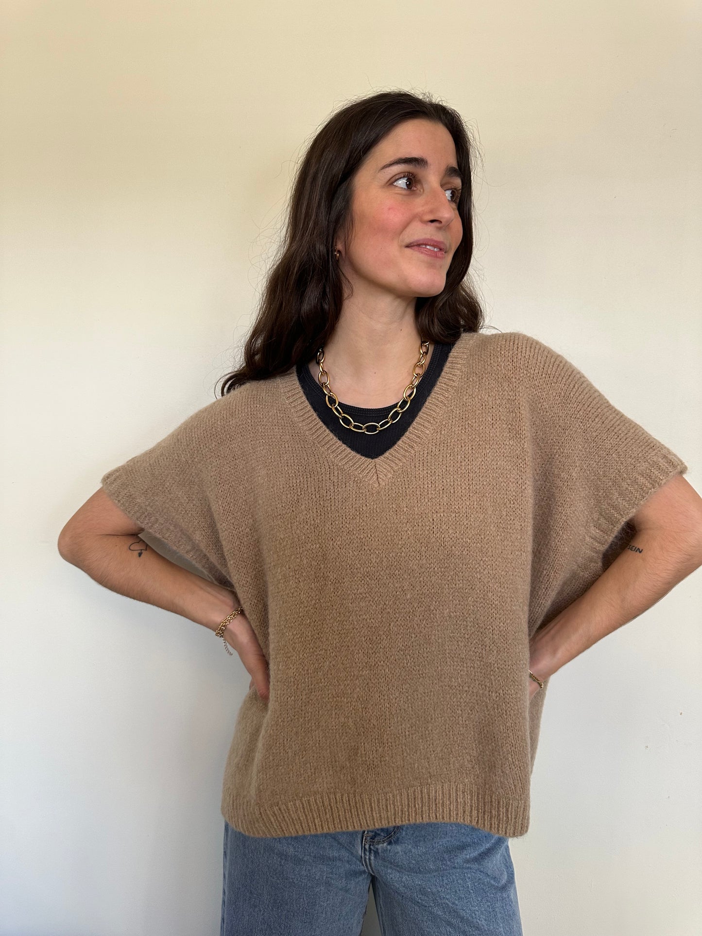 PULL SANS MANCHES ROSALIE BEIGE