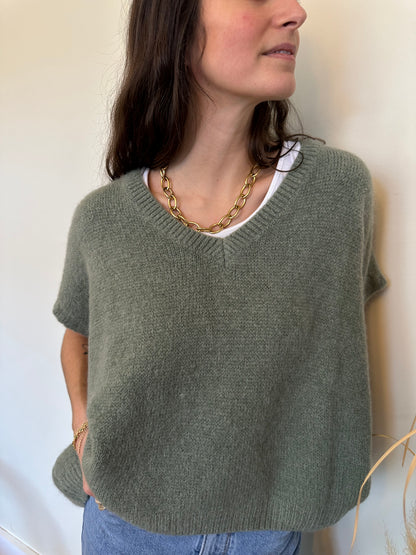 PULL SANS MANCHES ROSALIE KAKI CLAIR